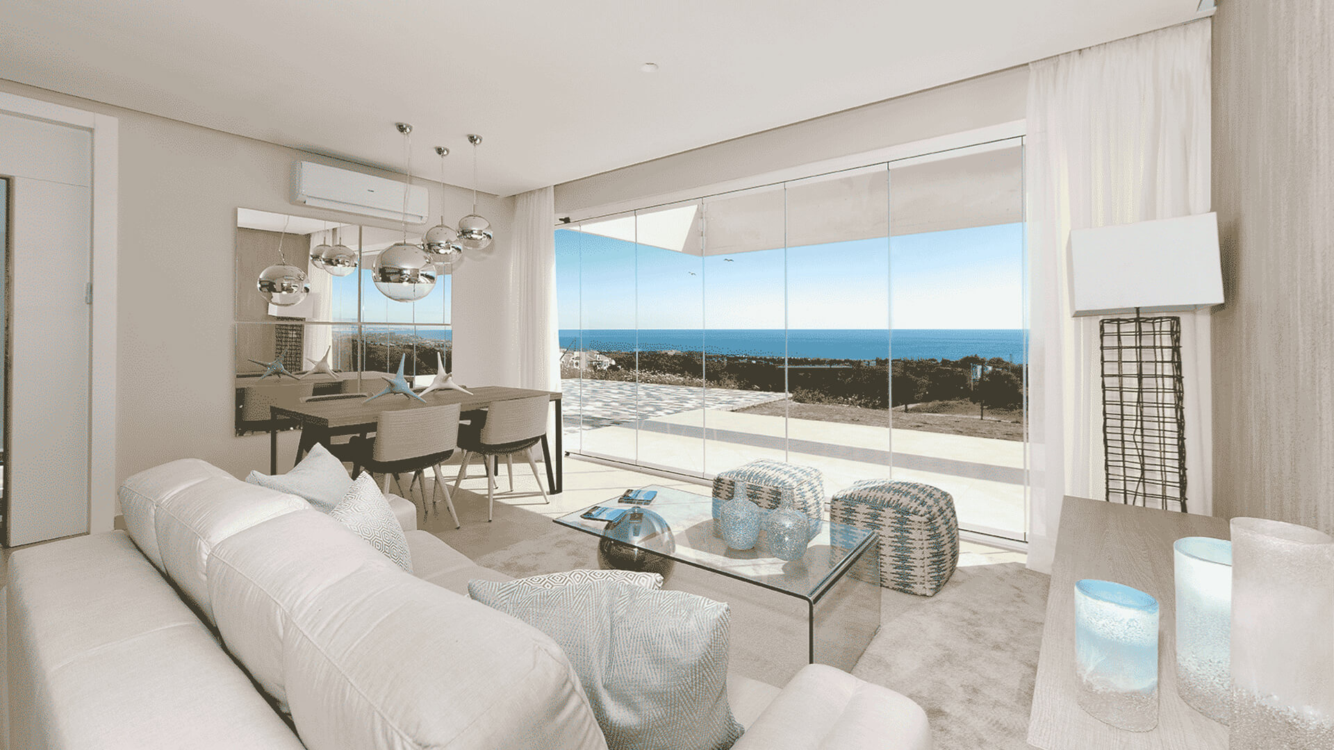 Quintessence - Altos de Los Monteros Apartments